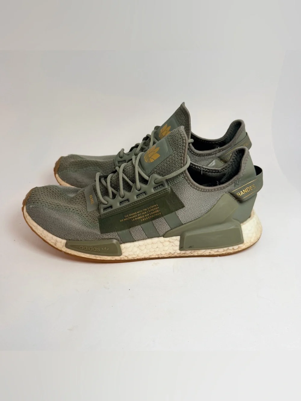 adidas Men’s Olive Green Sneakers with Gold Logo